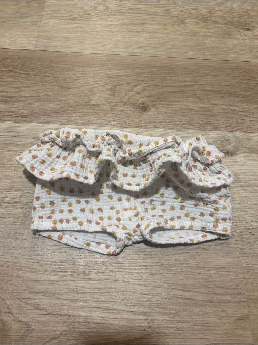 7 For All Mankind White Ruffled Baby Shorts with Orange and Yellow Dot Print